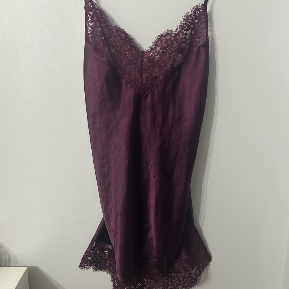 Elegant Lace Trim Burgundy Slip Dress